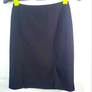 Tahari Arthur Levine Black skirt size 0 petit